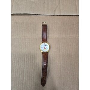Vintage Lorus Mickey Mouse Quartz Wristwatch Disney Gold Tone Leather Band Parts
